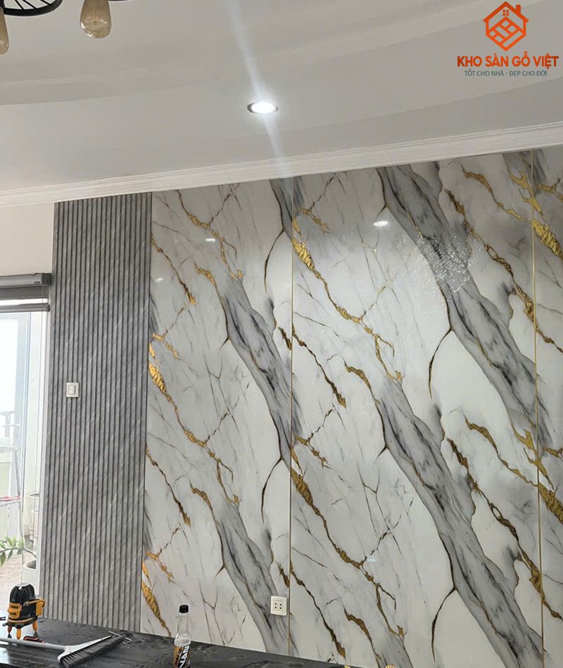 Công trình combo tấm PVC, lam sóng, sàn gỗ | chị Tuyết